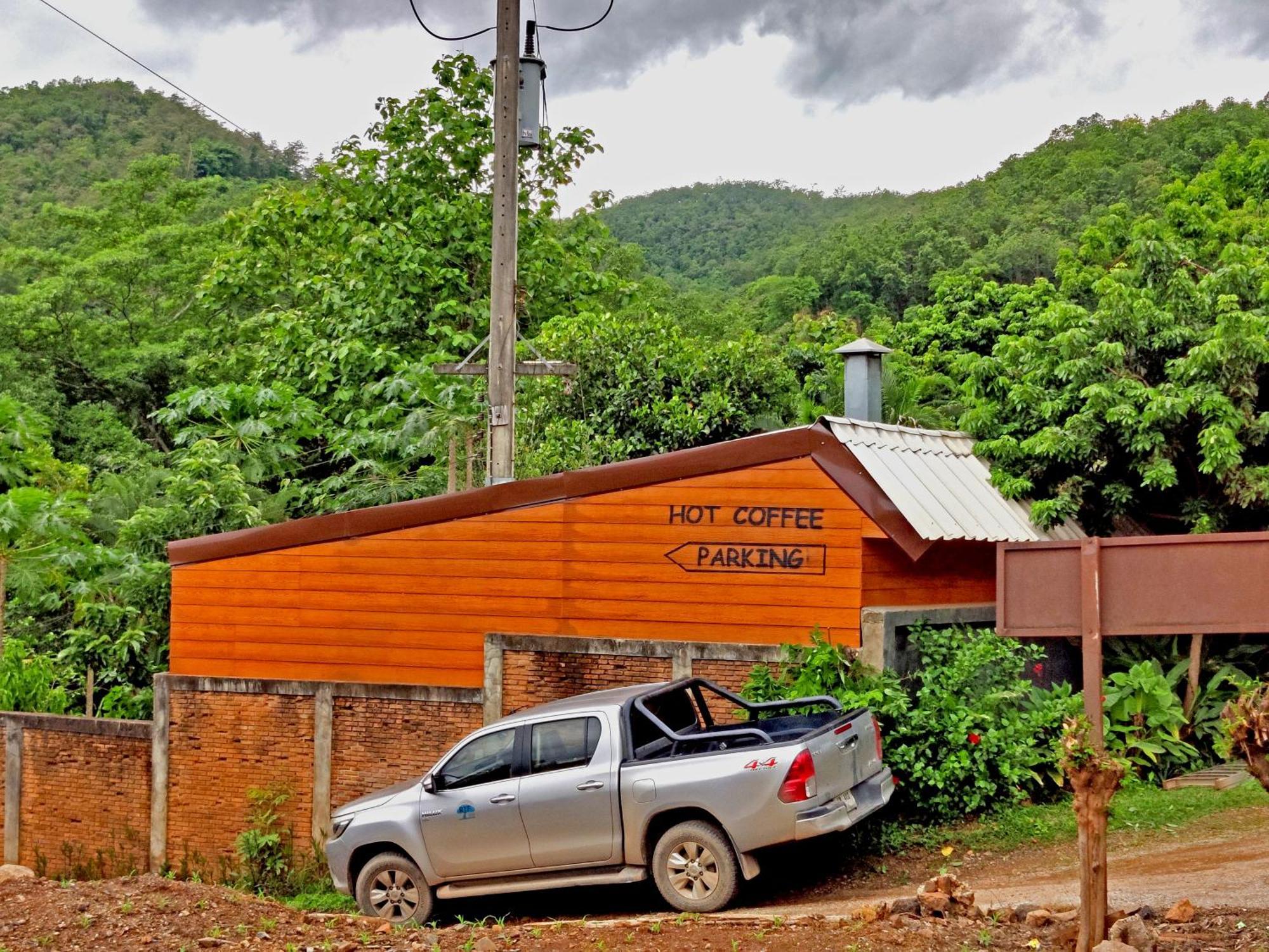 Hot Coffee Guest House And Resort Ban Mae Na Chon Экстерьер фото